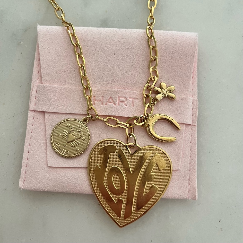 Hart Charm Necklace